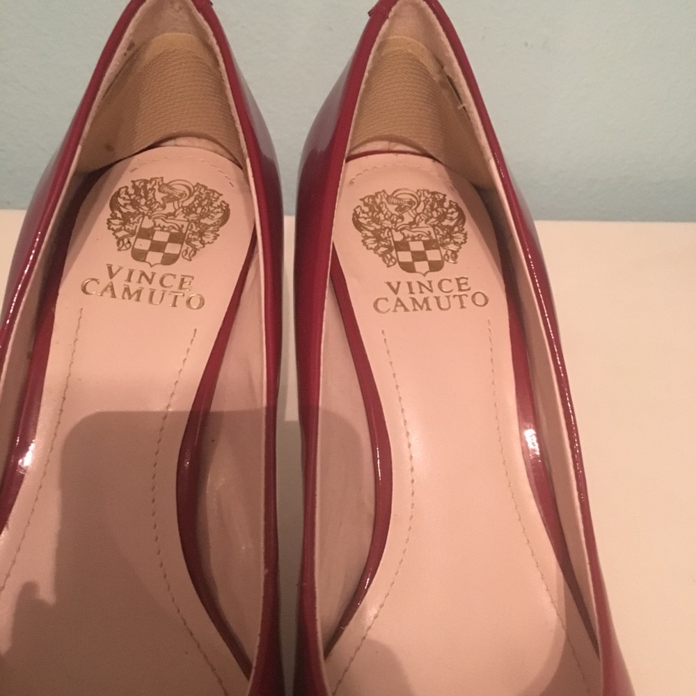 Red heels - Picture 3 of 3